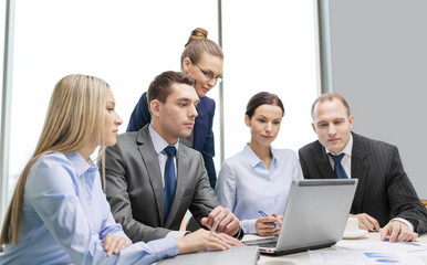 駕馭無窮大 現(xiàn)代企業(yè)管理咨詢的新范式